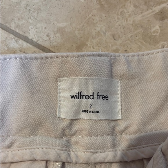 Wilfred Cream Women's Shorts - Picture 4 of 6